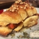 Croissant linguiça Blumenau,mel e castanha de caju-